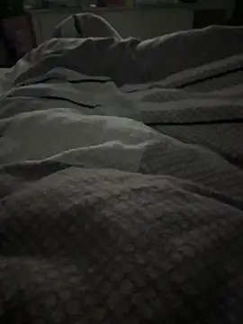 Snapshot of HornyStev19 chatting on February 24, 12:33 am HornyStev19 online show from February 24, 12:33 am