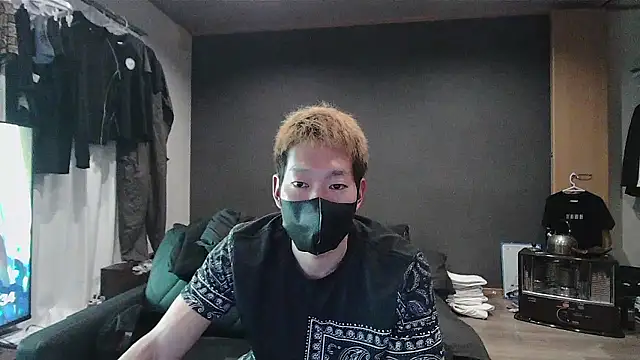 Snapshot of ryuaaaaa chatting on February 26, 5:35 pm ryuaaaaa online show from February 26, 5:35 pm