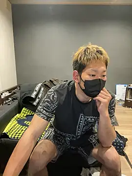 ryuaaaaa online show from April 19, 2:18 pm