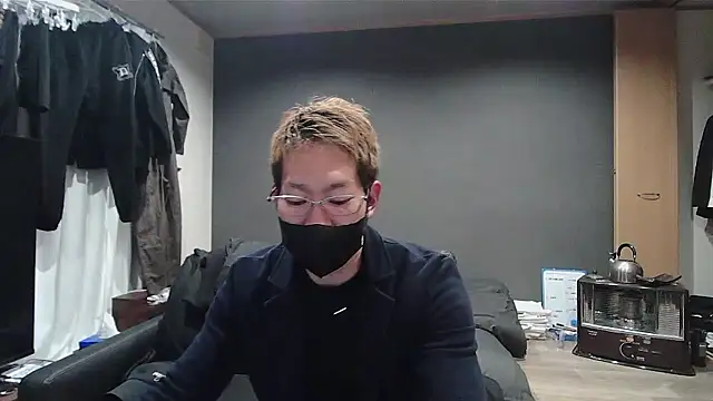 Snapshot of ryuaaaaa chatting on March 1, 4:40 pm ryuaaaaa online show from March 1, 4:40 pm