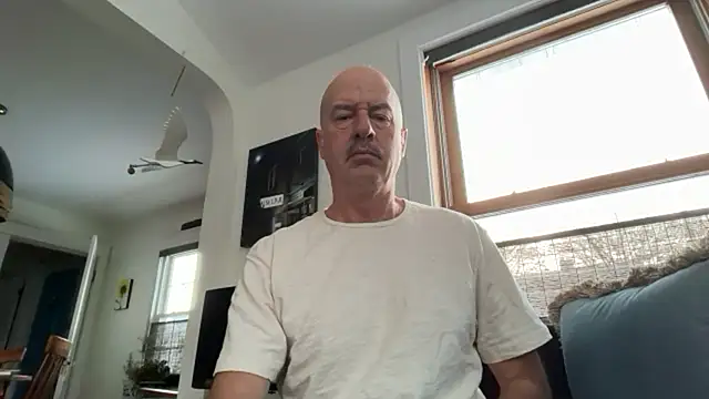 Snapshot of Guy__Grey chatting on February 28, 11:32 am Guy Grey online show from February 28, 11:32 am