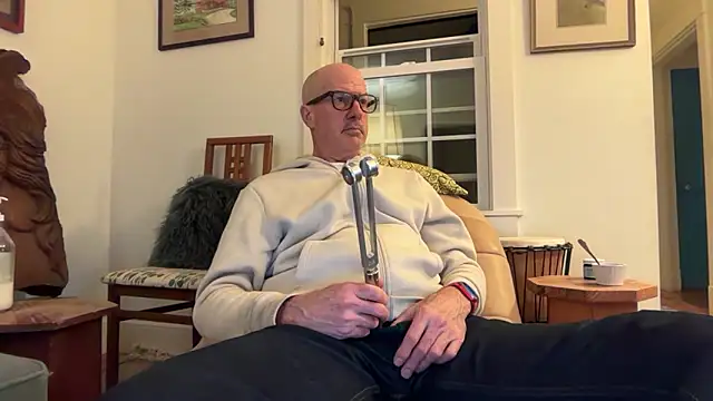 Guy  Grey online show from March 11, 11:43 pm