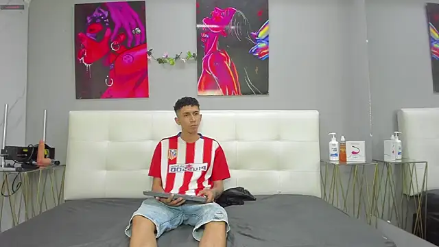ahsly78Bryan online show from June 25, 8:14 pm