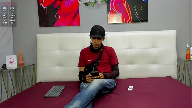ahsly78Bryan online show from June 15, 8:30 pm