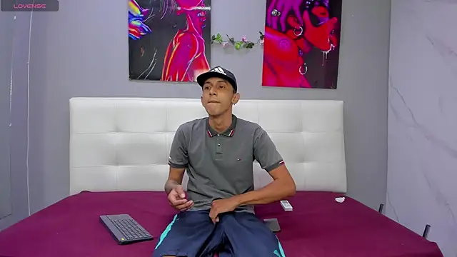 ahsly78Bryan online show from July 13, 7:57 pm