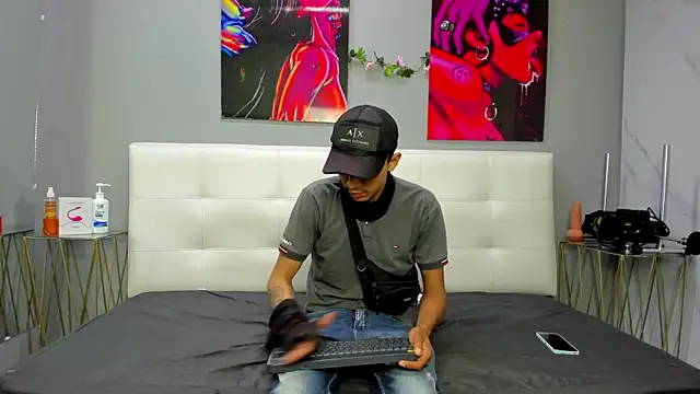 ahsly78Bryan online show from May 22, 8:07 pm