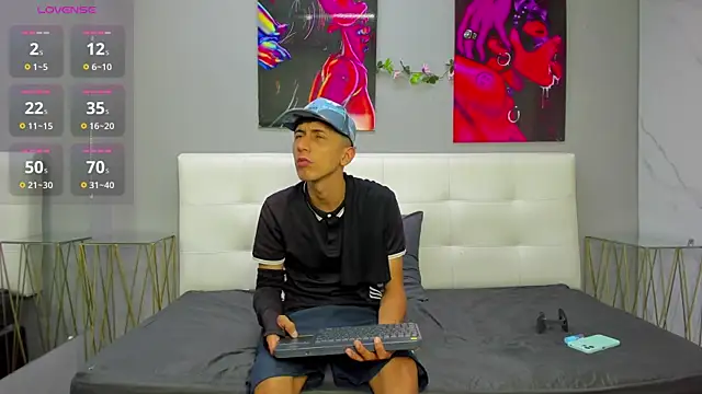 ahsly78Bryan online show from June 3, 8:02 pm