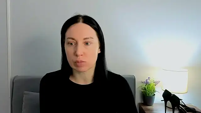 MiaFair online show from March 21, 4:11 pm