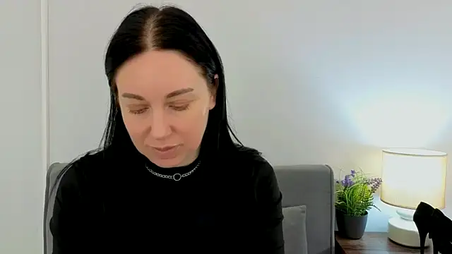 MiaFair online show from March 26, 4:16 pm