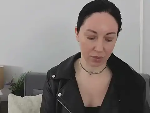 MiaFair online show from May 23, 3:44 pm