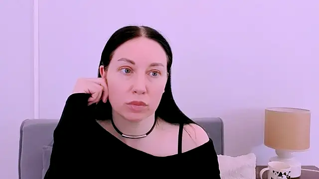 MiaFair online show from April 15, 3:27 pm