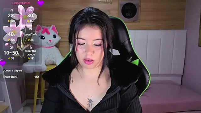 Snapshot of Kylia_a chatting on April 18, 1:08 am Kylia a online show from April 18, 1:08 am