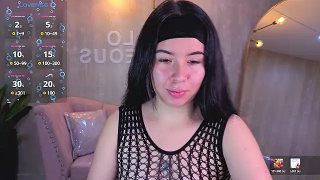 Kylia a online show from April 7, 7:59 pm