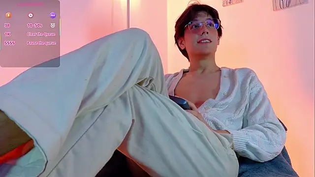 lui x dust online show from March 14, 3:56 am