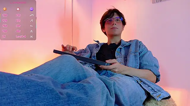 lui x dust online show from March 16, 3:58 am