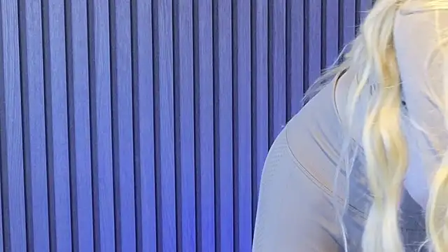 KarmaArms online show from April 4, 12:12 pm