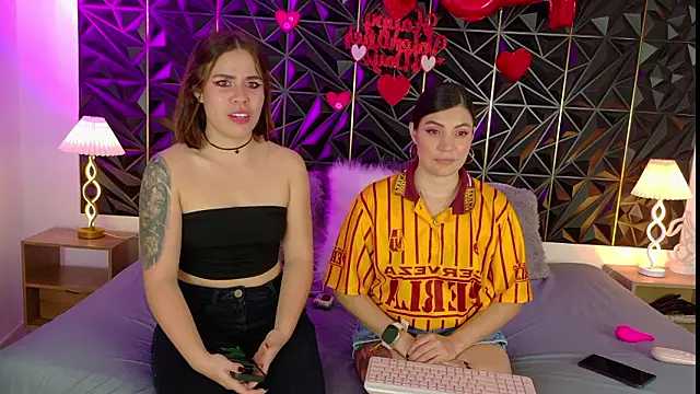 TaylorMilly online show from February 26, 7:58 pm