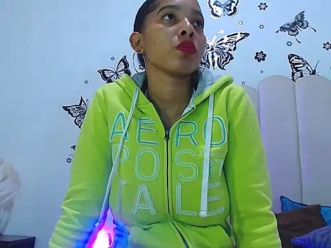 ChloeTastty4u online show from February 22, 2:14 am