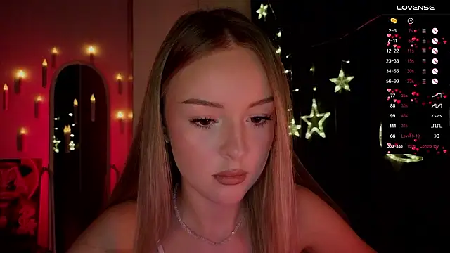 Snapshot of Nestyzz chatting on February 21, 9:17 pm Nestyzz online show from February 21, 9:17 pm