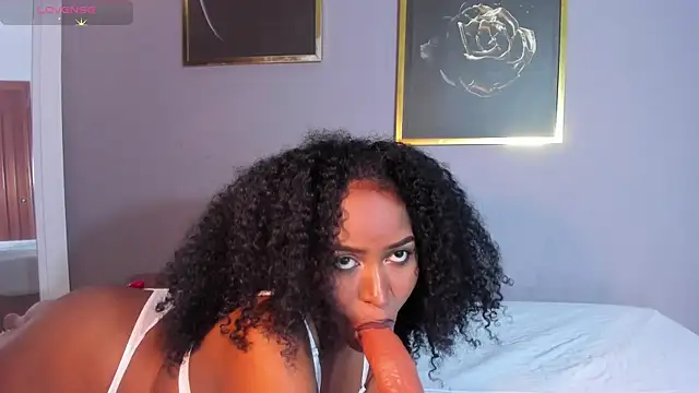 TAYRA CASTLE online show from July 10, 8:42 pm