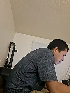 gueboloco2626 online show from March 7, 3:35 am