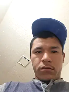 gueboloco2626 online show from March 3, 12:56 pm