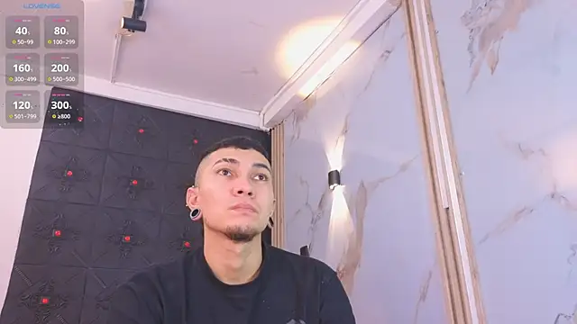 Logan and Reachel online show from March 29, 7:15 pm