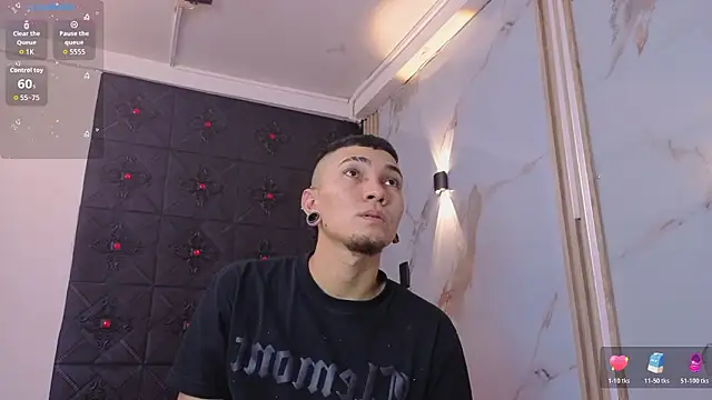 Logan and Reachel online show from March 28, 7:48 pm