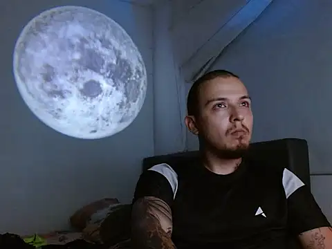 Maximo Garcia17 online show from April 7, 4:25 am
