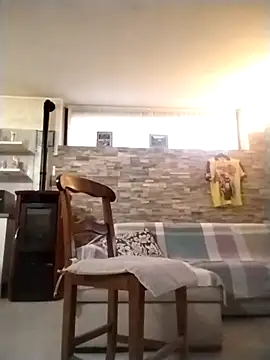 marti 8 online show from April 14, 4:45 pm