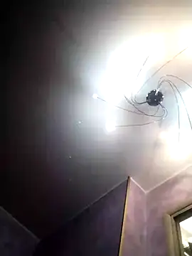 Snapshot of marti_8 chatting on February 21, 2:24 am marti 8 online show from February 21, 2:24 am