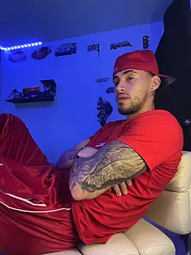 TOMAS CONOR online show from April 3, 1:23 am