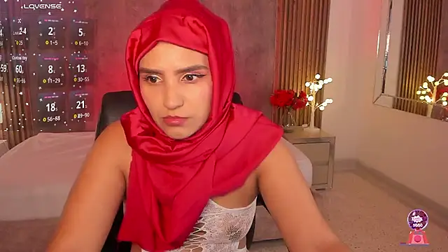 SalmaZahid online show from March 4, 1:41 pm