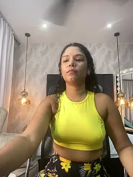 Miaafoxx   online show from March 16, 7:38 pm