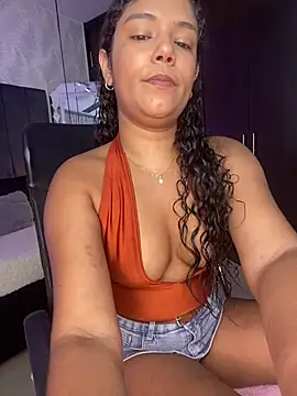 Miaafoxx   online show from April 13, 7:51 pm