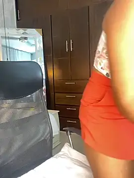 Miaafoxx   online show from March 19, 7:36 pm