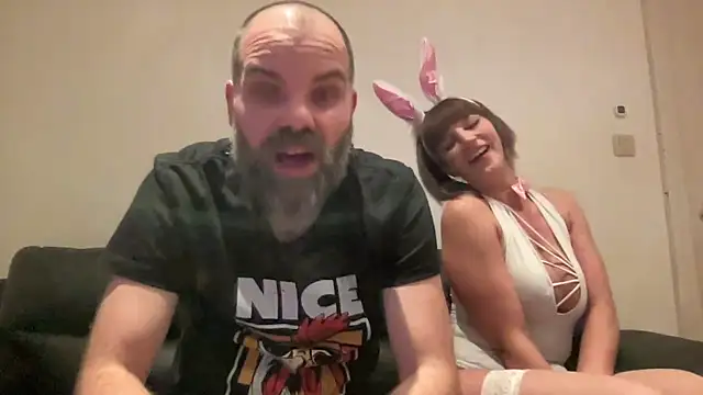 bastet-spx online show from April 4, 9:21 pm