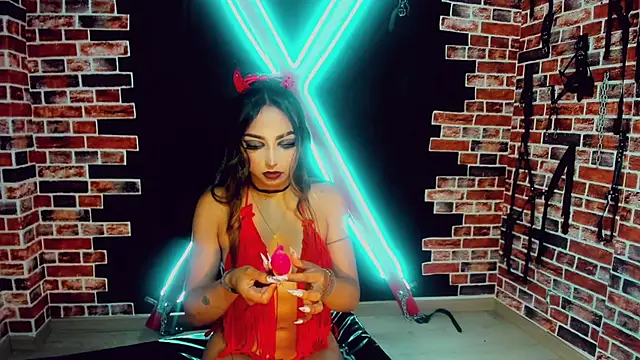 love velvet  online show from April 10, 4:52 am