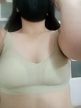 Rosyshadow online show from May 6, 11:09 pm