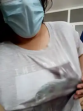 Rosyshadow online show from March 13, 8:58 pm