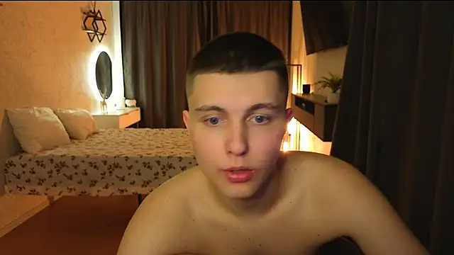 Snapshot of Keviin777 chatting on February 21, 4:31 pm Keviin777 online show from February 21, 4:31 pm