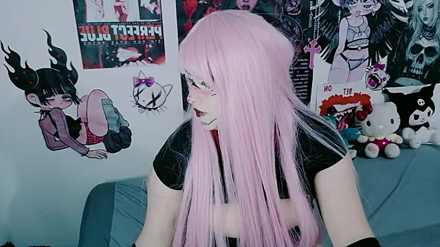 Snapshot of angeldust_777 chatting on July 8, 11:05 pm angeldust 777 online show from July 8, 11:05 pm
