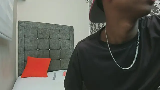 Little Twink19x online show from March 9, 7:06 pm