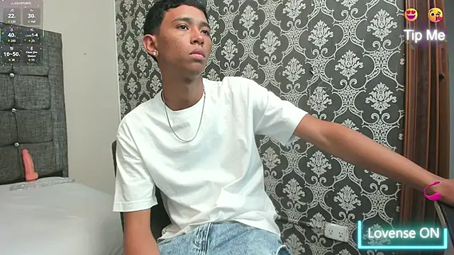 Little Twink19x online show from March 10, 6:56 pm