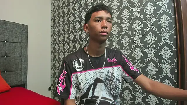 Little Twink19x online show from March 8, 7:17 pm