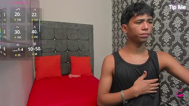 Little Twink19x online show from April 24, 7:27 pm