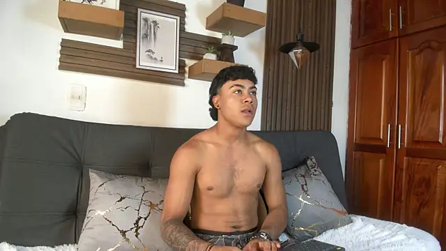 Jeremy wallker online show from March 27, 7:37 pm