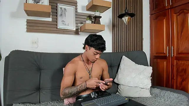 Jeremy wallker online show from March 8, 7:50 pm