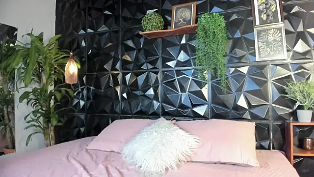 Jeremy wallker online show from March 28, 9:49 pm