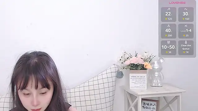 Snapshot of Luckmia333 chatting on March 2, 12:56 pm Luckmia333 online show from March 2, 12:56 pm